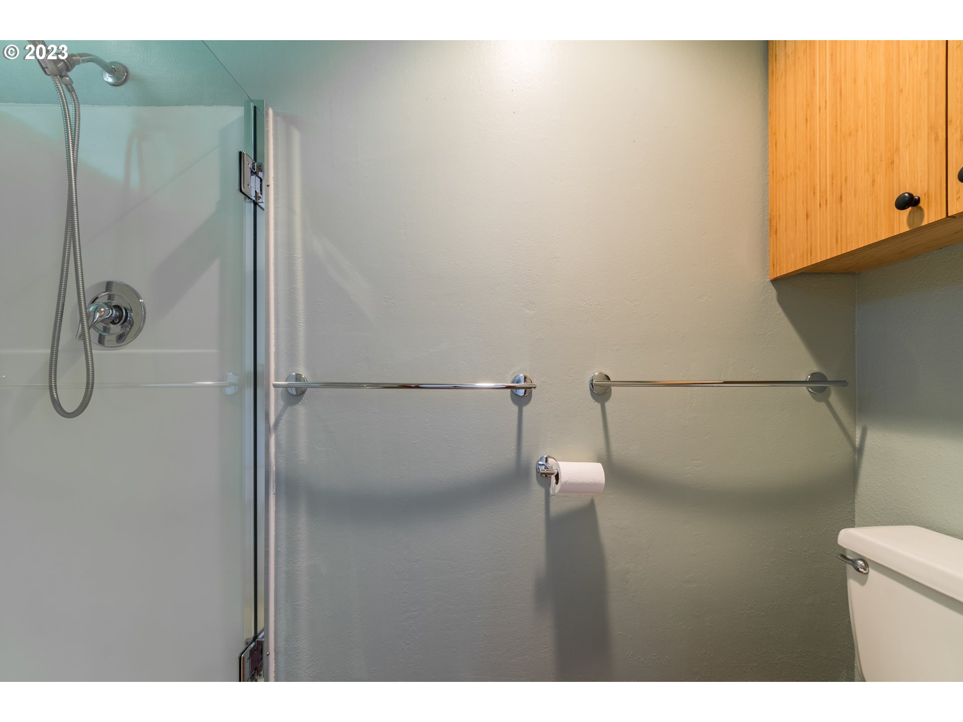 4029 Dillard Road Eugene, OR 97405 - Photo 23 of 47 Gallery Image 23