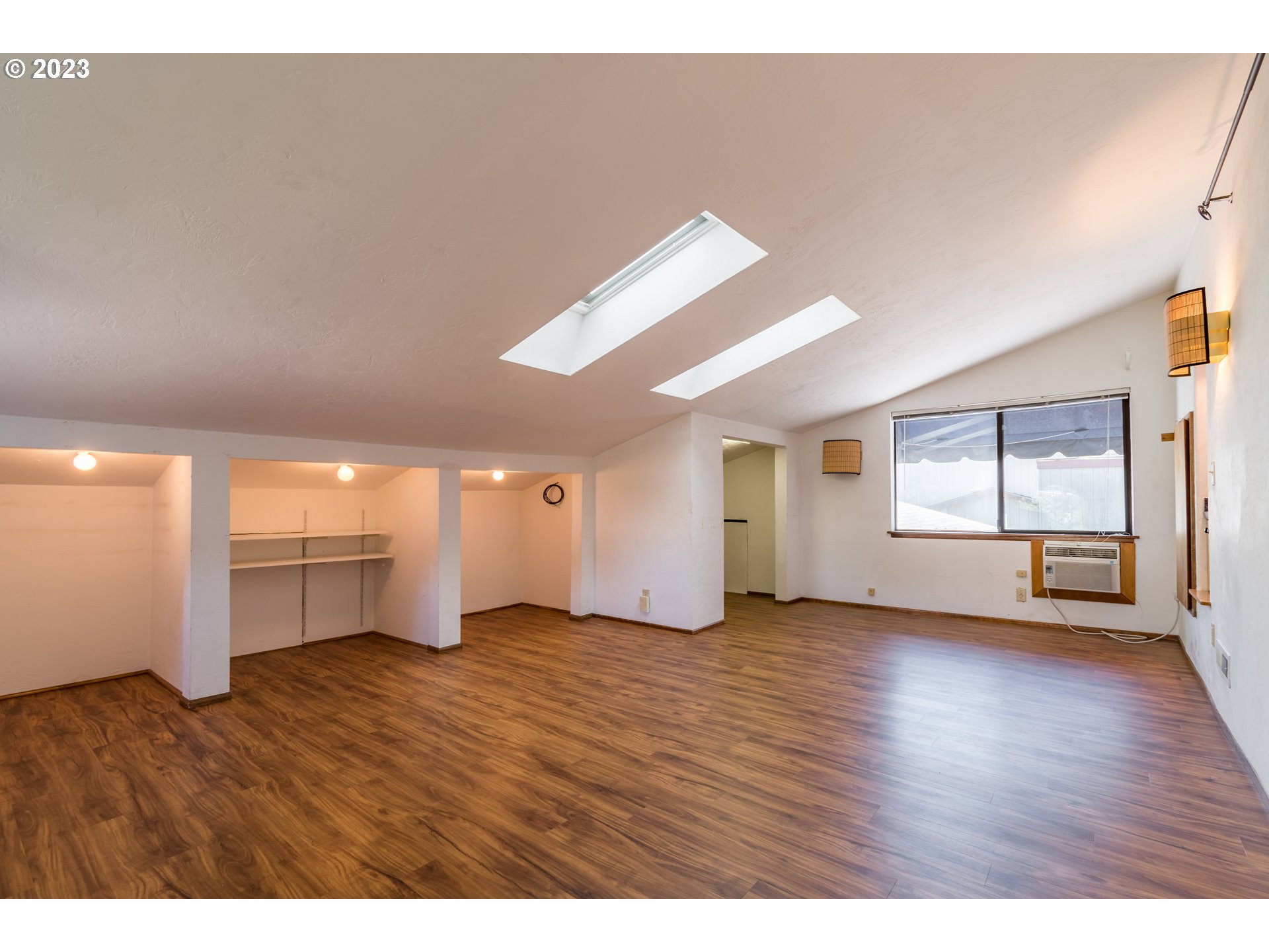 4029 Dillard Road Eugene, OR 97405 - Photo 31 of 47 Gallery Image 31