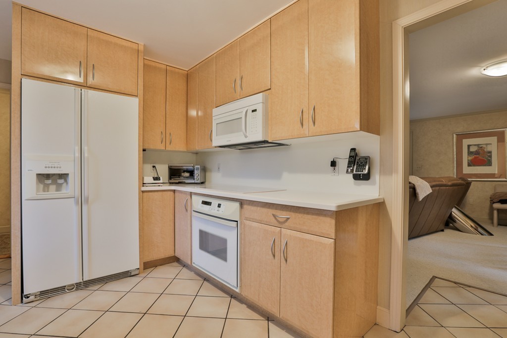 13 Preacher Road, Unit 13 Milton, MA 02186 - Photo 5 of 21 Gallery Image 5