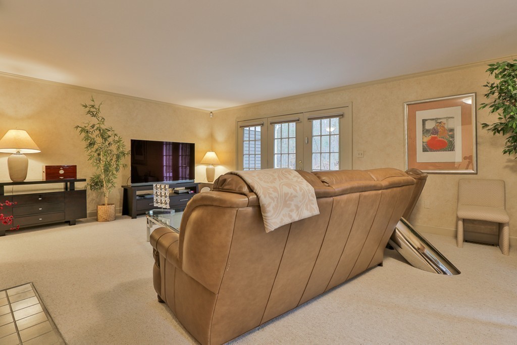 13 Preacher Road, Unit 13 Milton, MA 02186 - Photo 8 of 21 Gallery Image 8