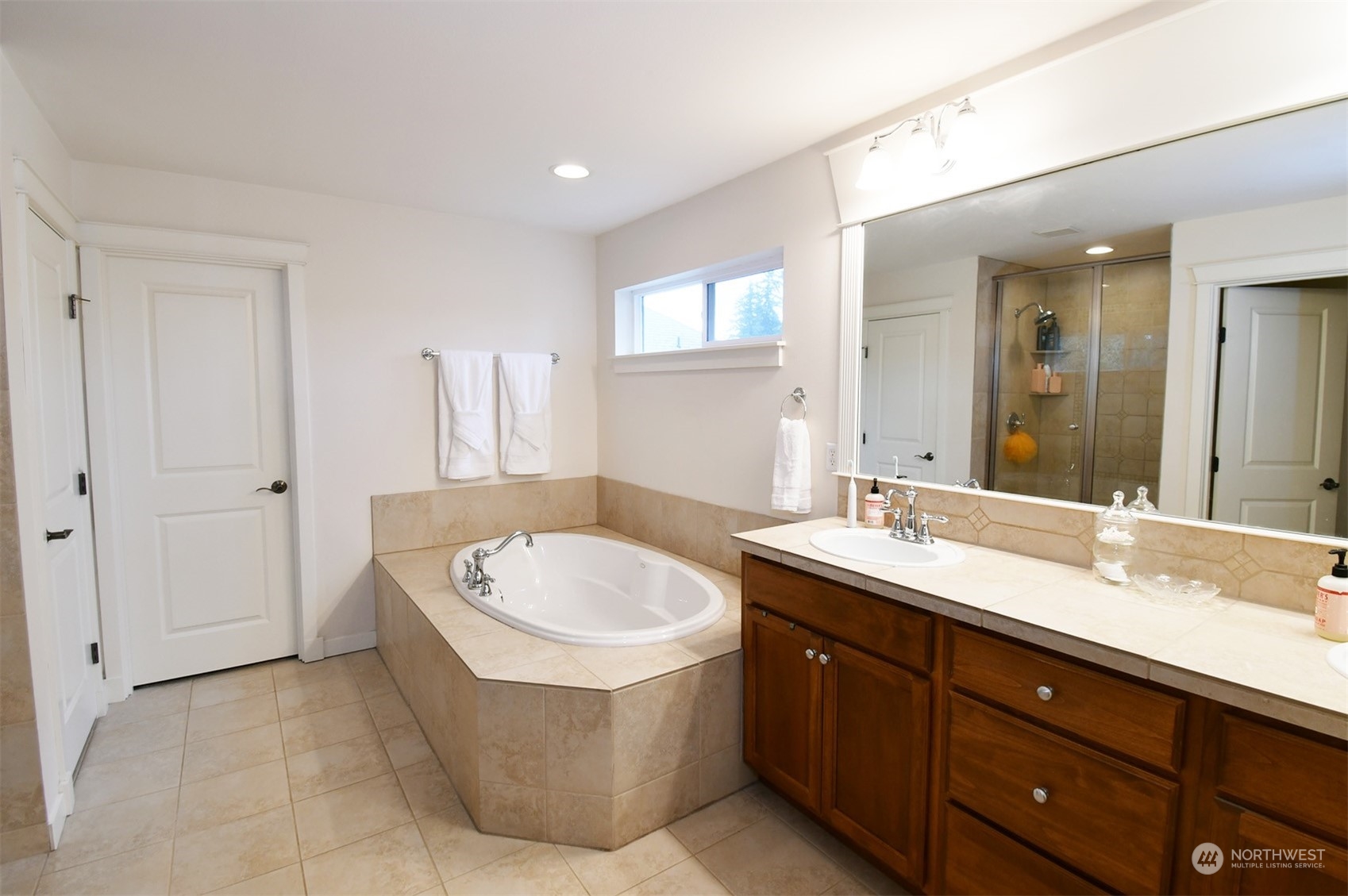 16615 38th Avenue Southeast Bothell, WA 98012 - Photo 20 of 35 Gallery Image 20