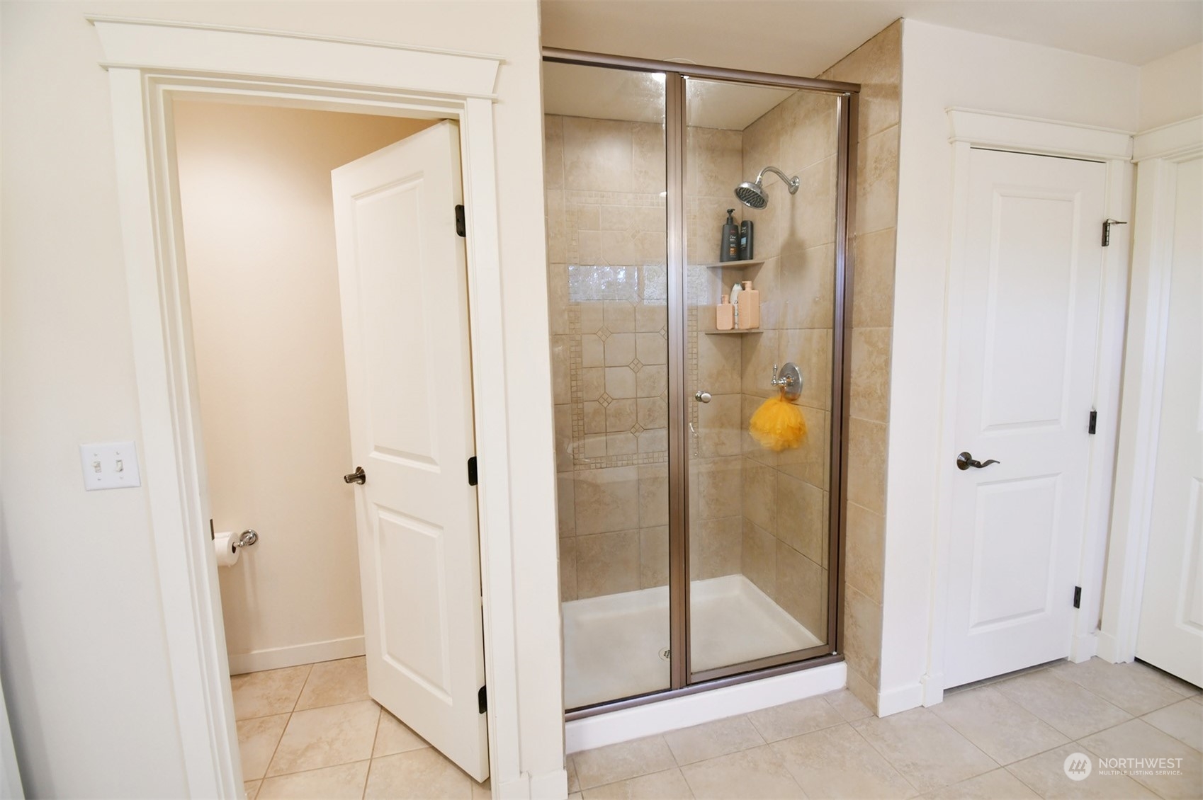16615 38th Avenue Southeast Bothell, WA 98012 - Photo 21 of 35 Gallery Image 21