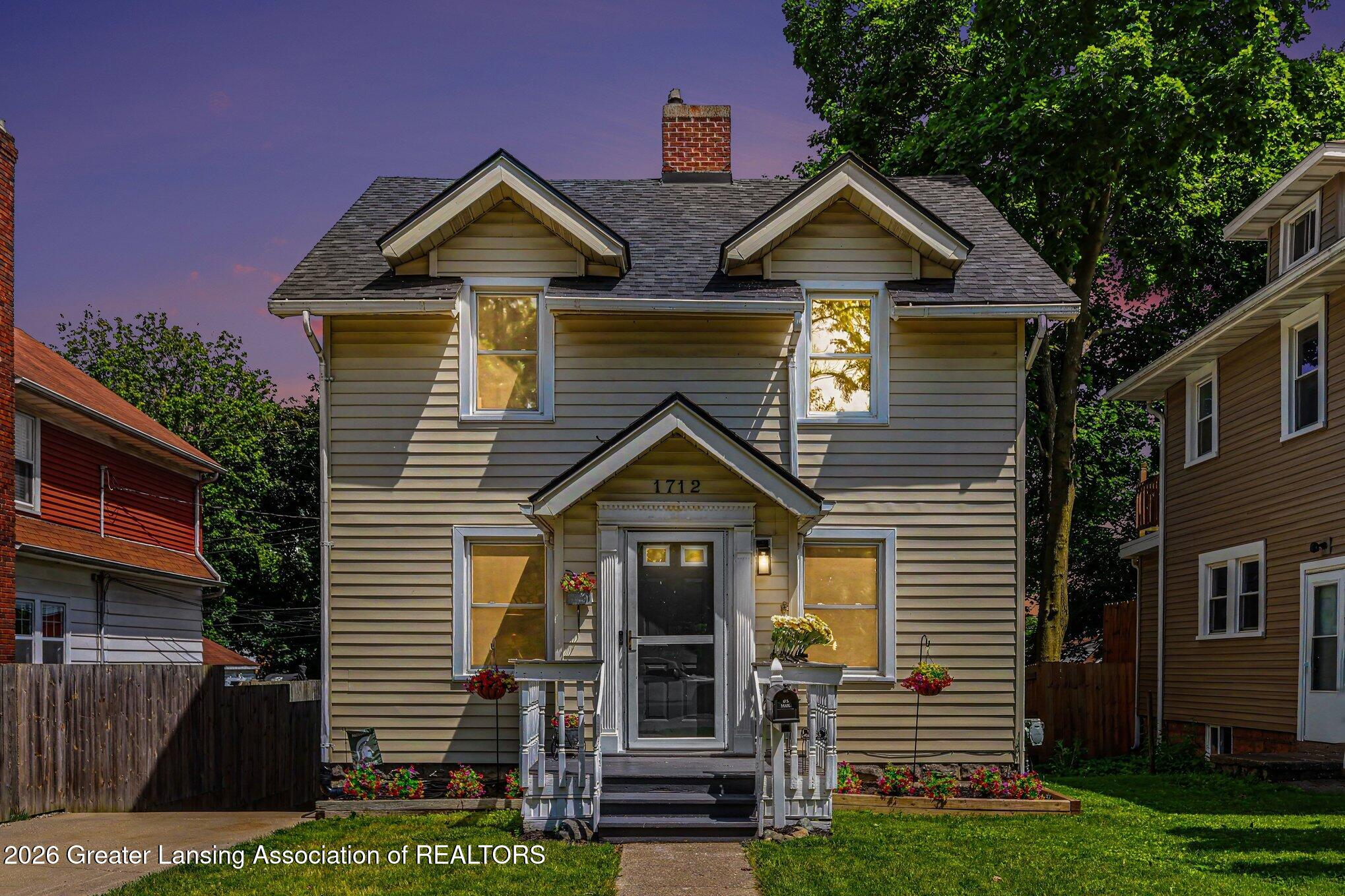 1712 Osborn Road Lansing, MI 48915 - Photo 4 of 34 001_file_3350