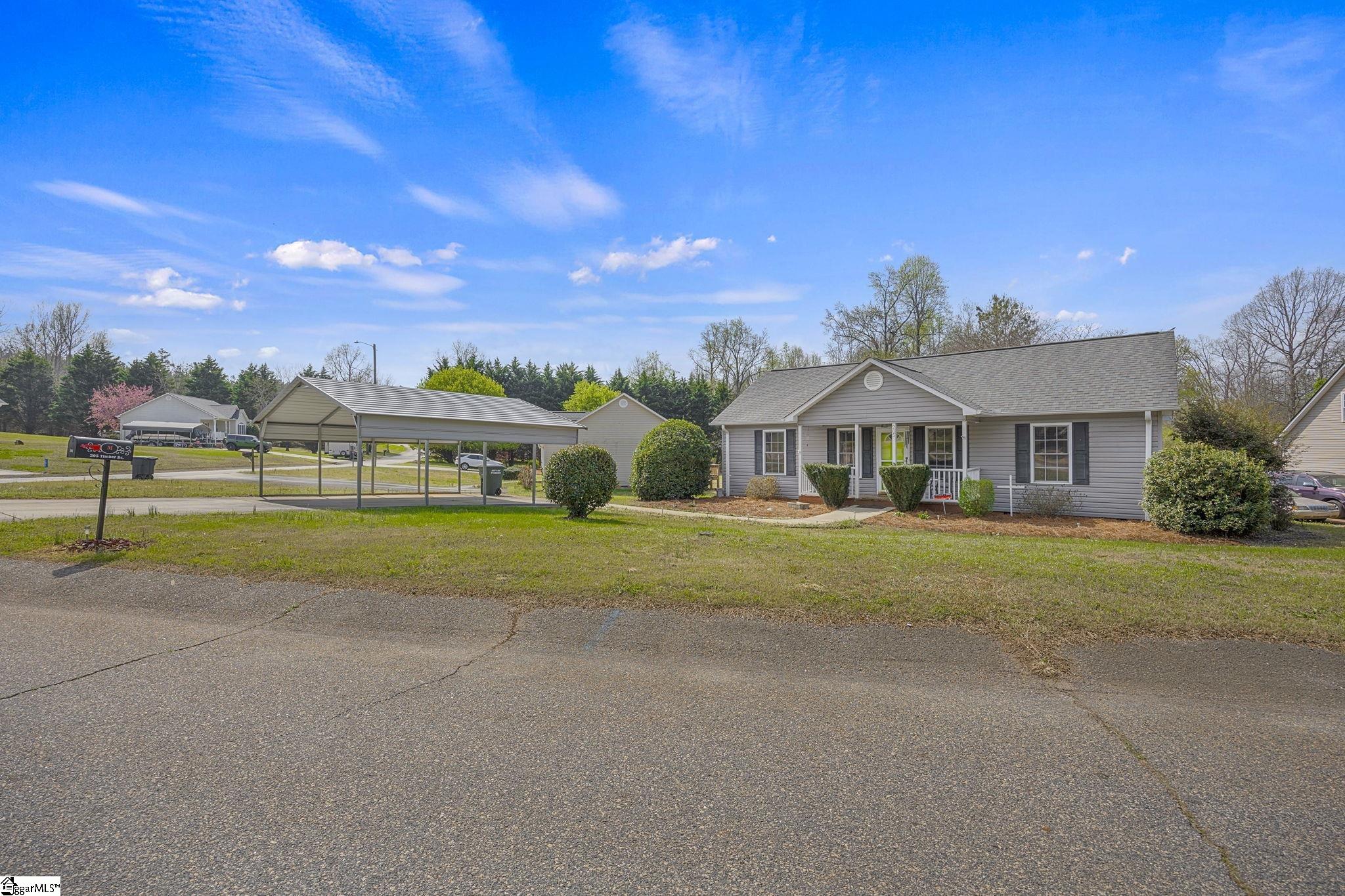 205 Timber Drive Pickens, SC 29671 - Photo 5 of 36