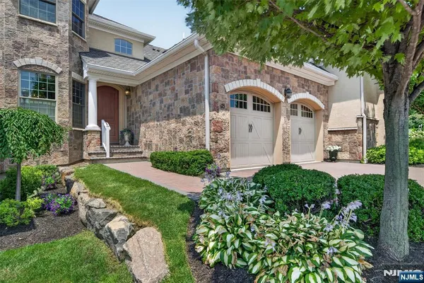 $1,250,000 | 125 Windsor Lane, Ramsey, NJ 07446