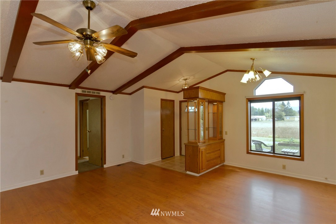 5377 Noon Road Bellingham, WA 98226 - Photo 9 of 25