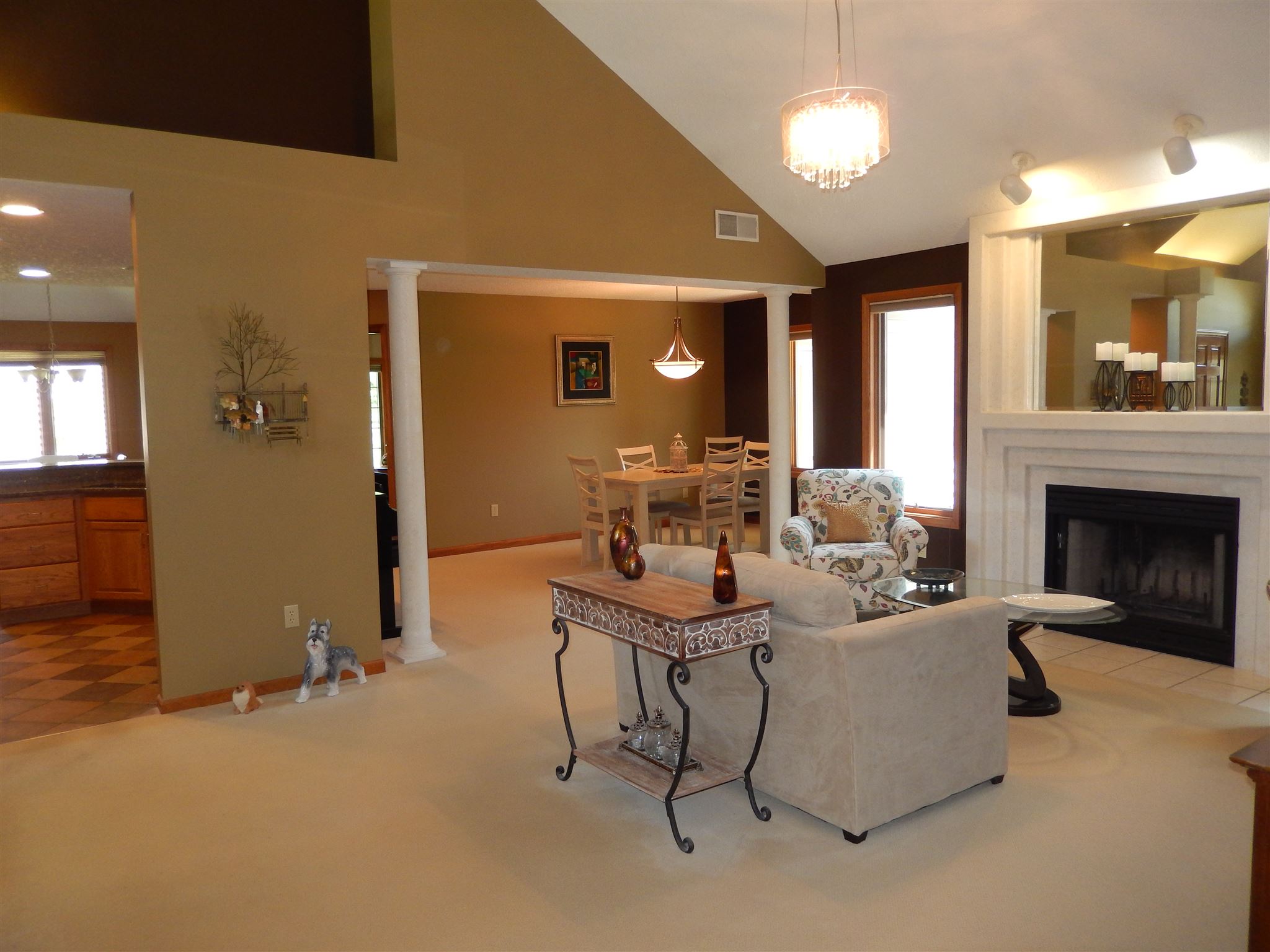 9031 Spring Forest Drive Fort Wayne, IN 46804 - Photo 3 of 25 Gallery Image 3