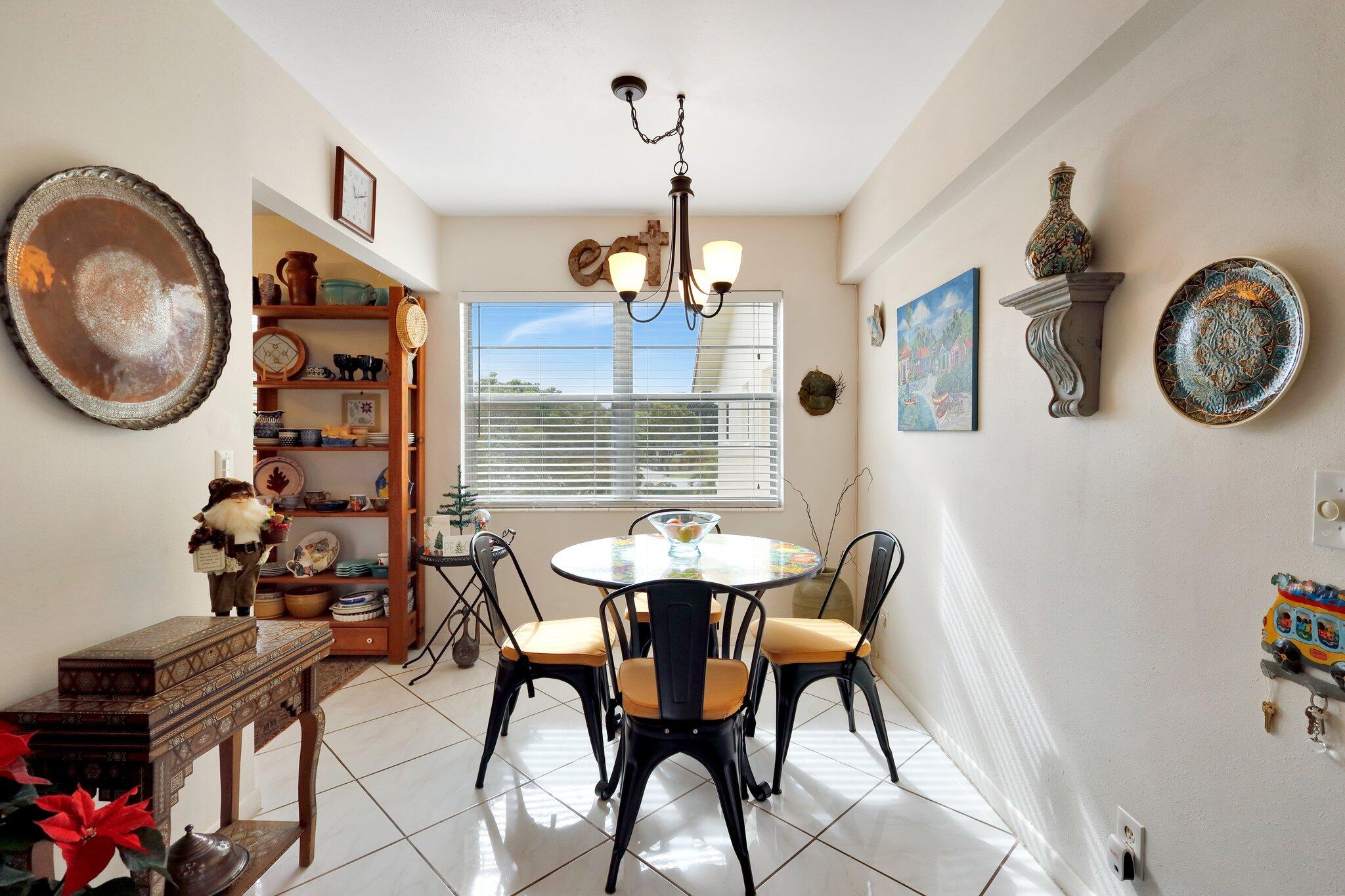 200 Mansfield East Boca Raton, FL 33434 - Photo 12 of 51 Dining Room
