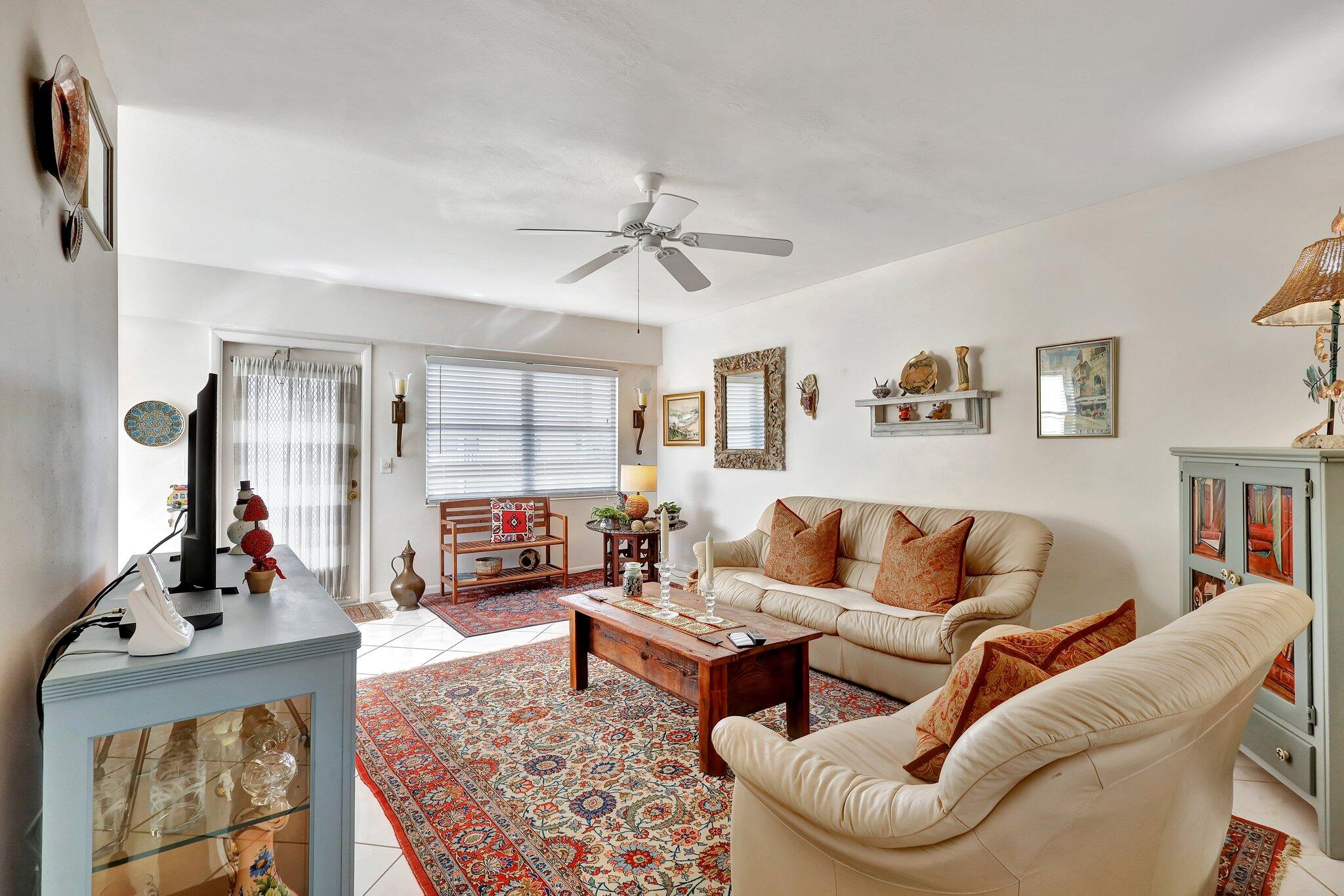200 Mansfield East Boca Raton, FL 33434 - Photo 7 of 51 Living Room 3