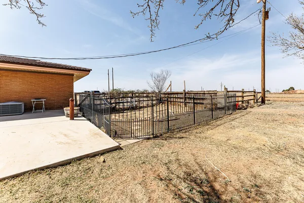 $299,000 | 15308 County Road 2600, Lubbock, TX 79403