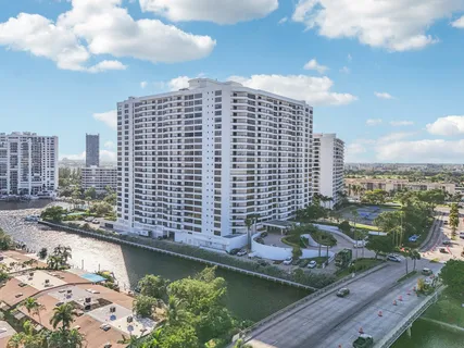 $325,000 | 600 Three Islands Boulevard, Unit 1106, Hallandale Beach, FL 33009