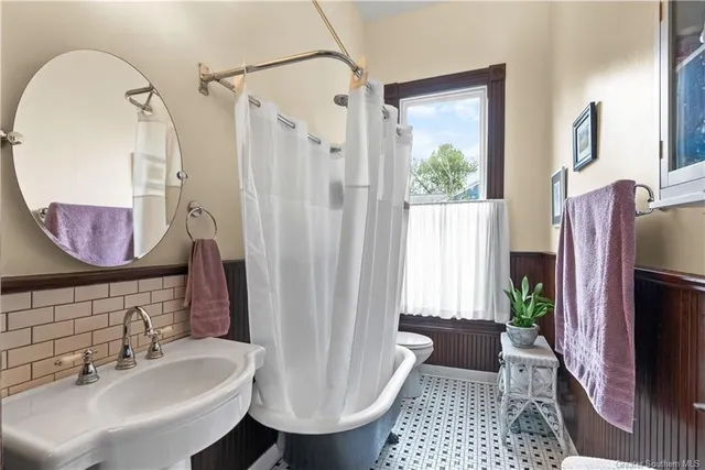 $345,000 | 503 Moss Street, Lake Charles, LA 70601