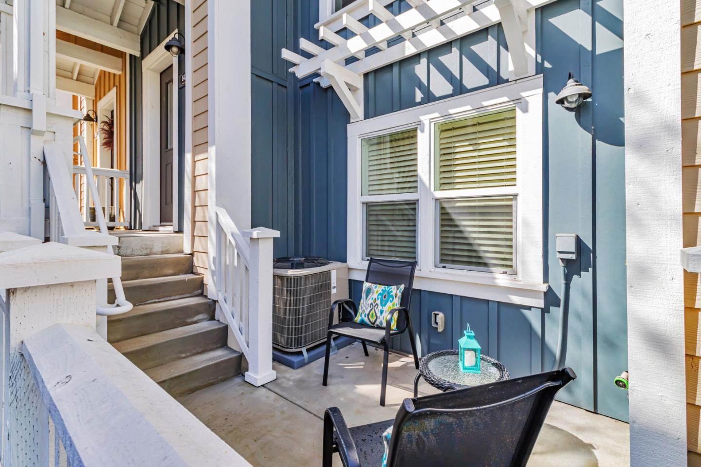 843 Avery Drive Mountain View, CA 94043 - Photo 5 of 43 a view of a living room and dining room