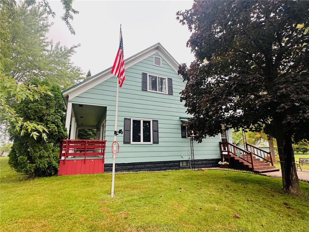 114 3rd Avenue South Dallas, WI 54733 - Photo 2 of 31