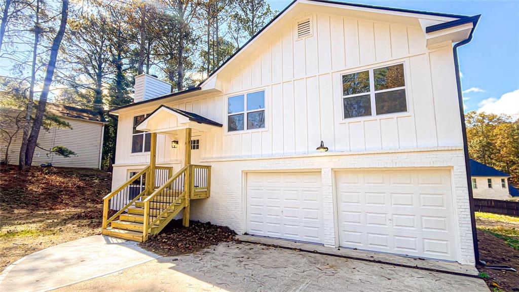 4094 Dollar Circle Suwanee, GA 30024 - Photo 6 of 56 a view of a house with a yard