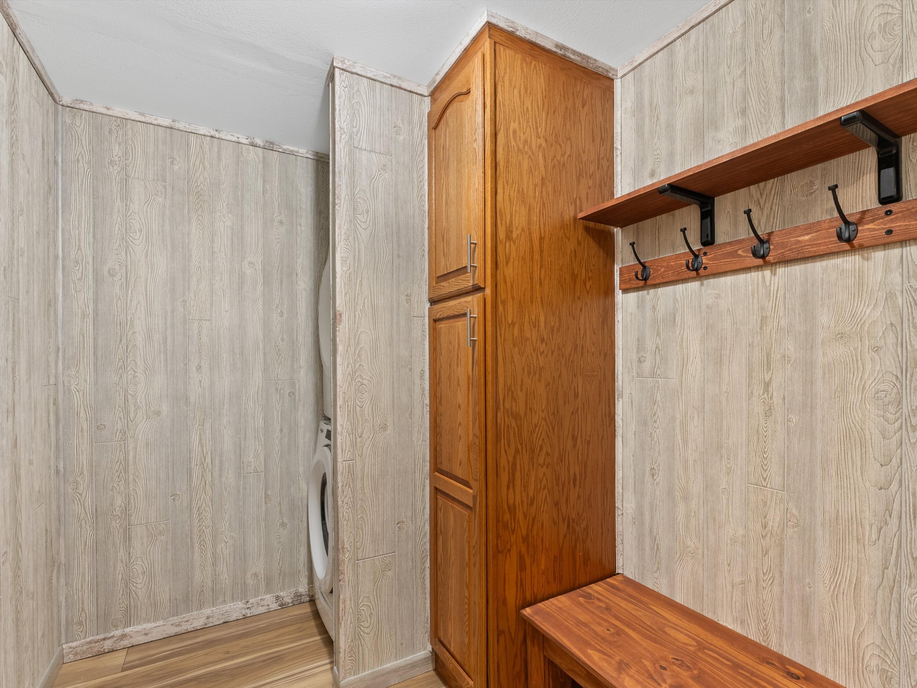 1230 North Parkview Road Manitowoc, WI 54220 - Photo 18 of 32 Off Garage/ Stackable Laundry Included