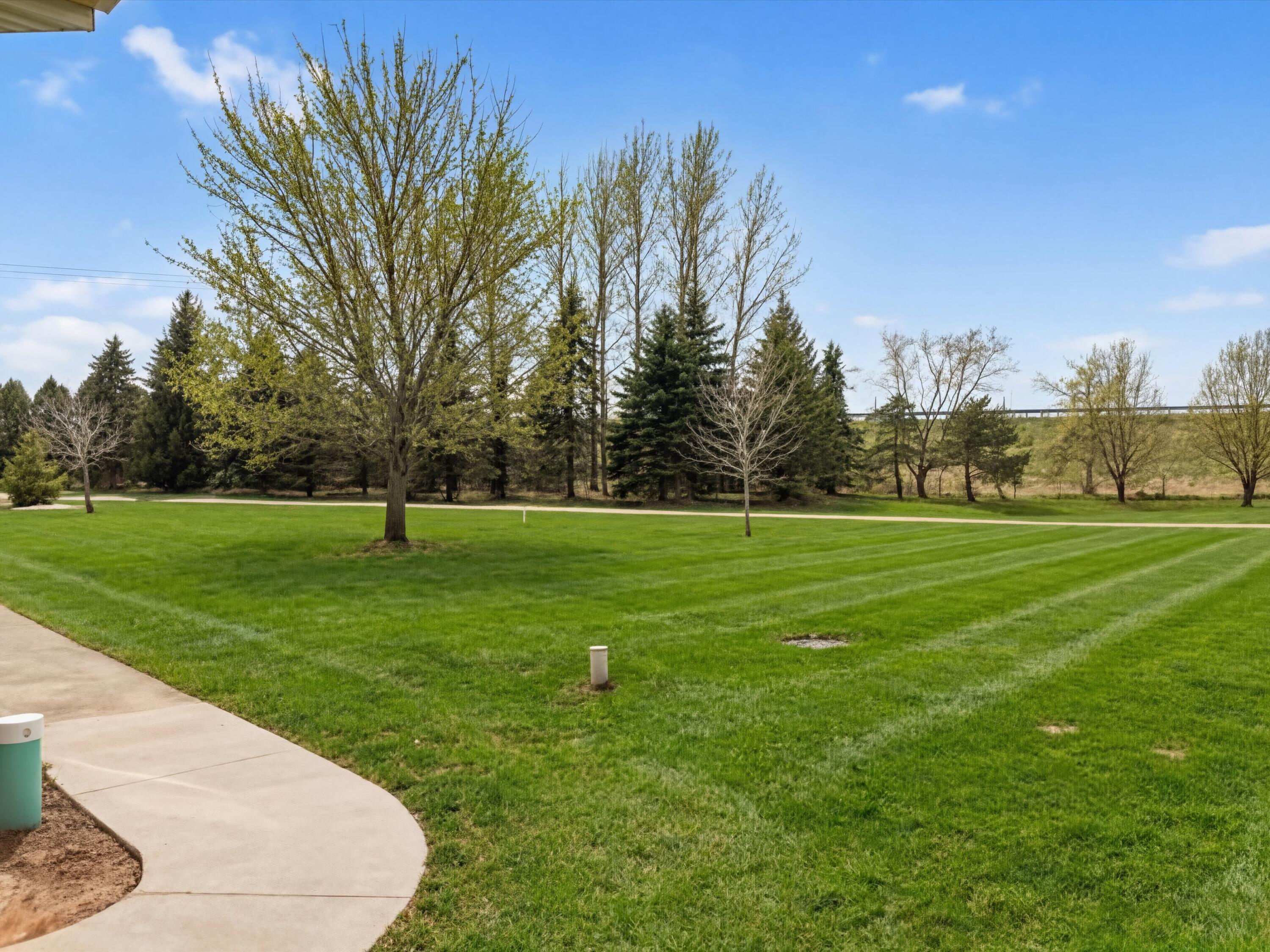 1230 North Parkview Road Manitowoc, WI 54220 - Photo 28 of 32 South View