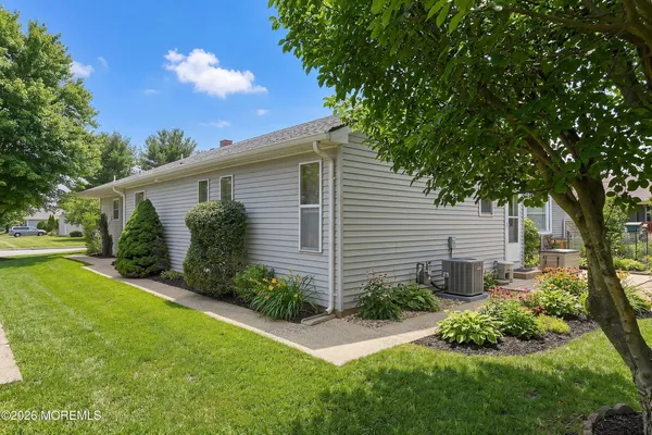 $348,500 | 35 Noranda Street, Toms River, NJ 08757