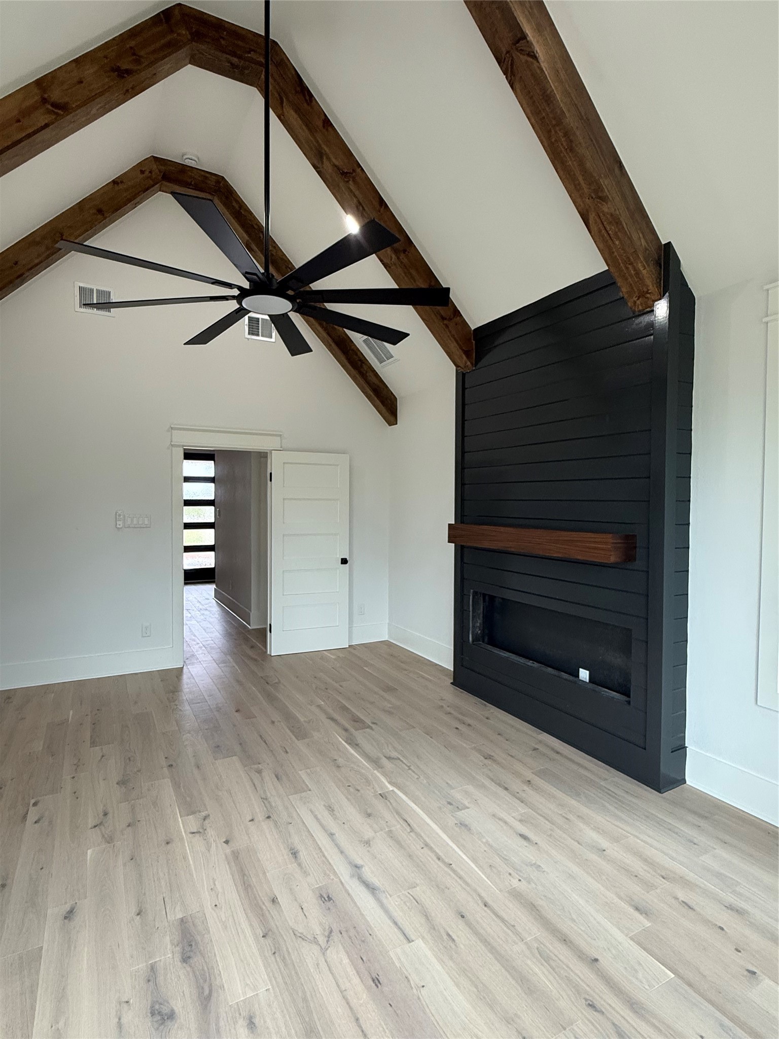 8900 Kulow Road Sealy, TX 77474 - Photo 11 of 26 Primary Bedroom
