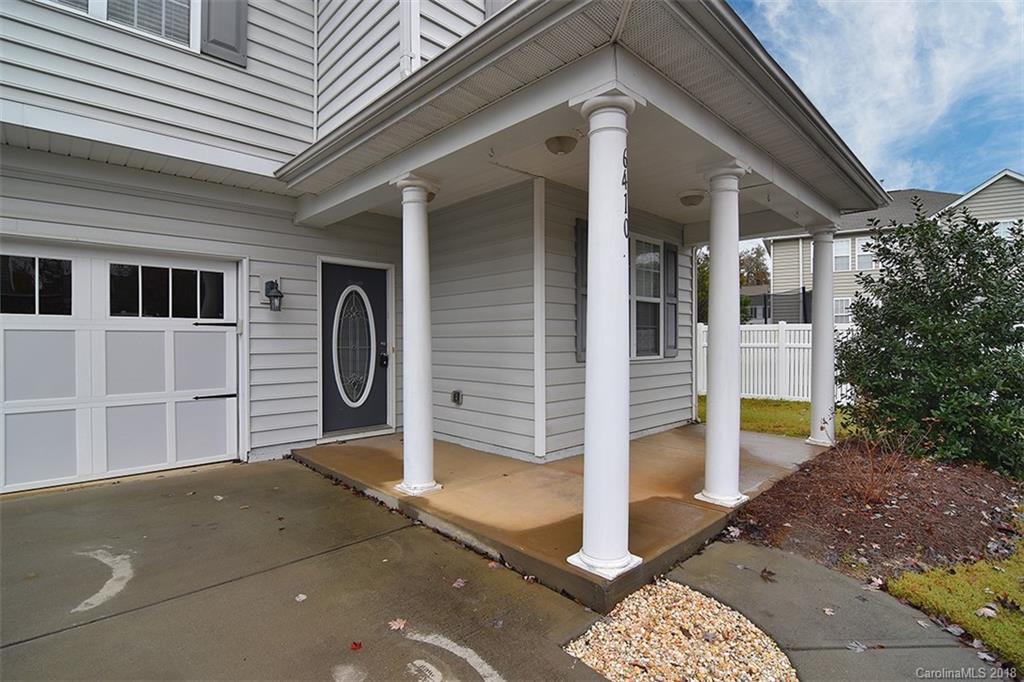 6410 Del Rio Road Charlotte, NC 28277 - Photo 2 of 22