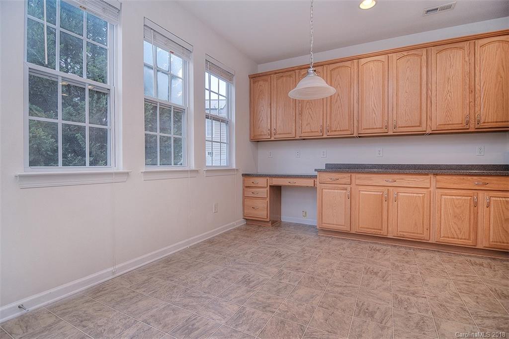 6410 Del Rio Road Charlotte, NC 28277 - Photo 5 of 22