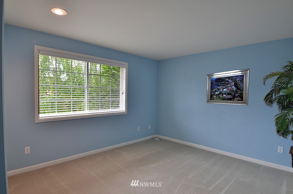 3923 207th Place Southeast Bothell, WA 98021 - Photo 13 of 15