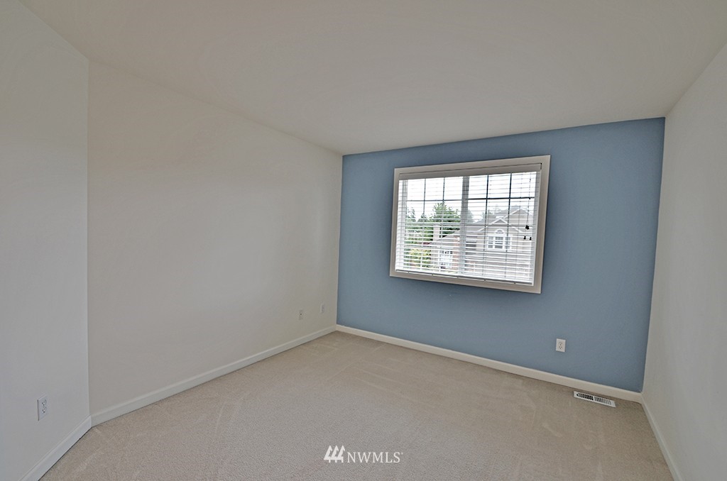 3923 207th Place Southeast Bothell, WA 98021 - Photo 14 of 15