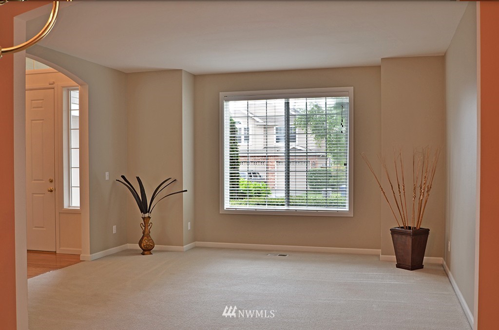 3923 207th Place Southeast Bothell, WA 98021 - Photo 3 of 15