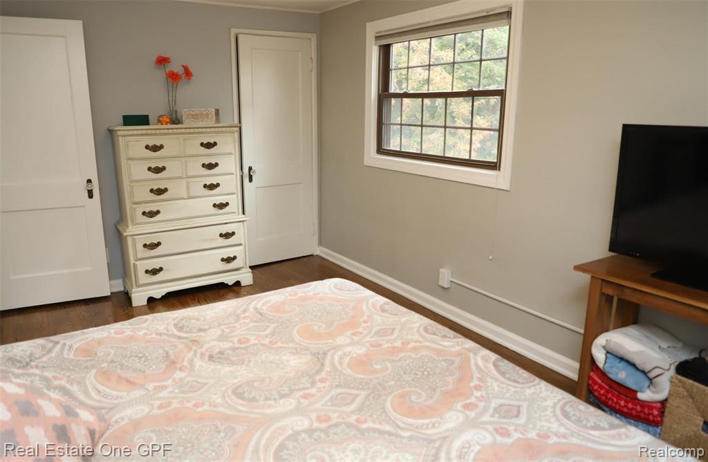 1864 Hawthorne Road Grosse Pointe Woods, MI 48236 - Photo 21 of 30