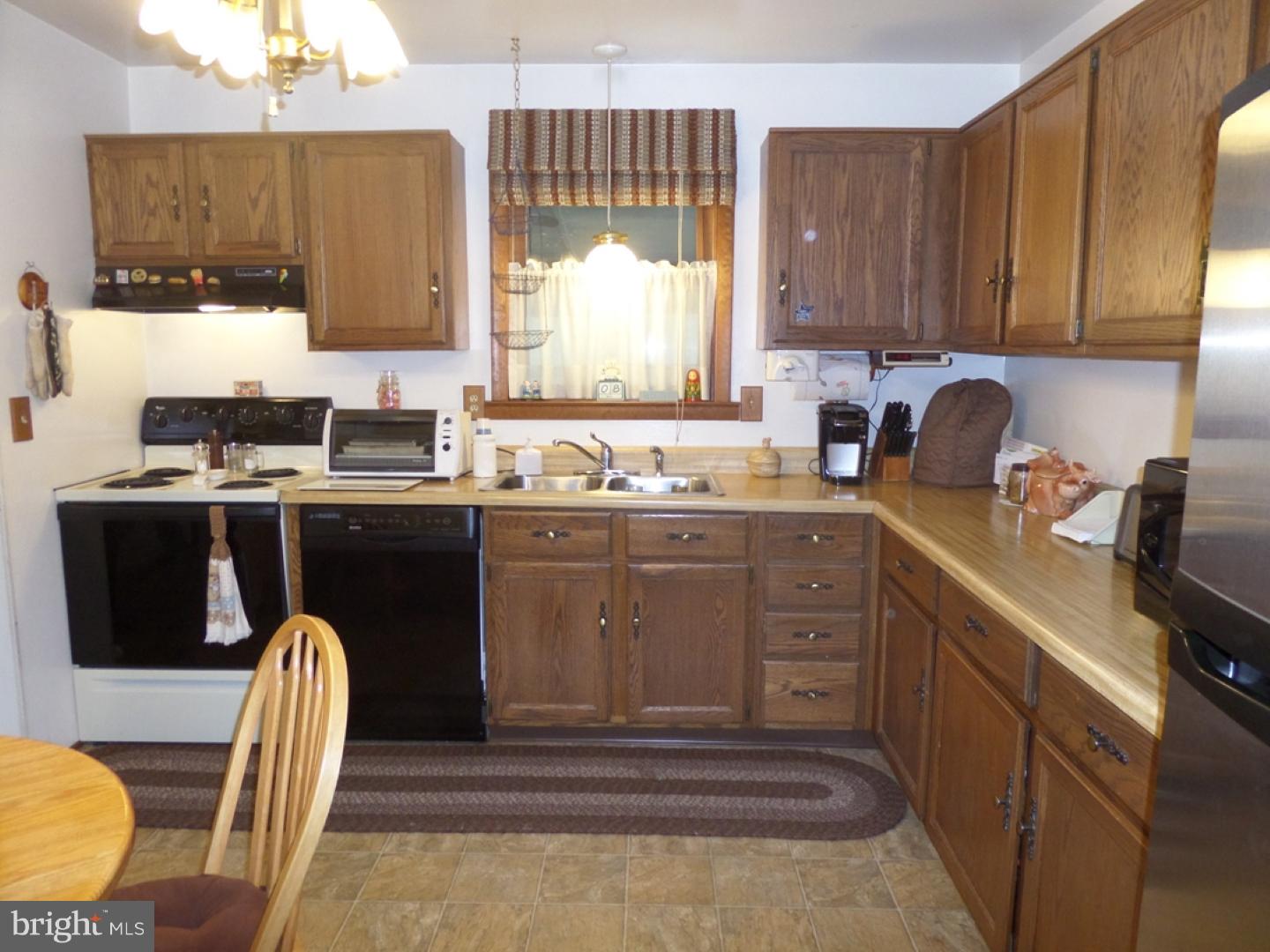 1058 Golf Course Road Birdsboro, PA 19508 - Photo 7 of 20 Gallery Image 7