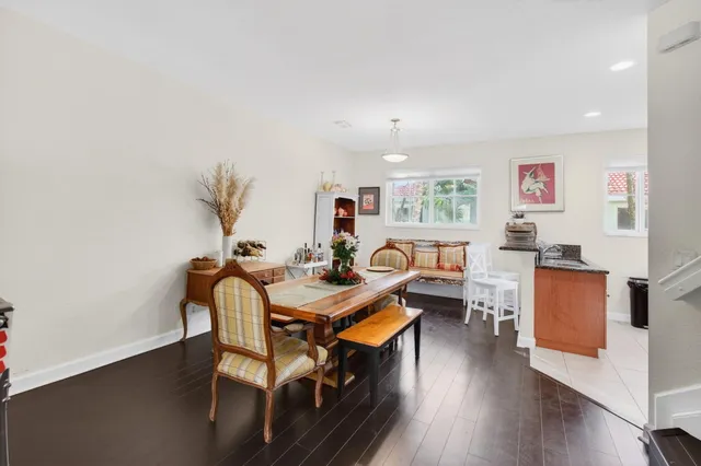 $2,900 | 321 Bayfront Drive, Boynton Beach, FL 33435