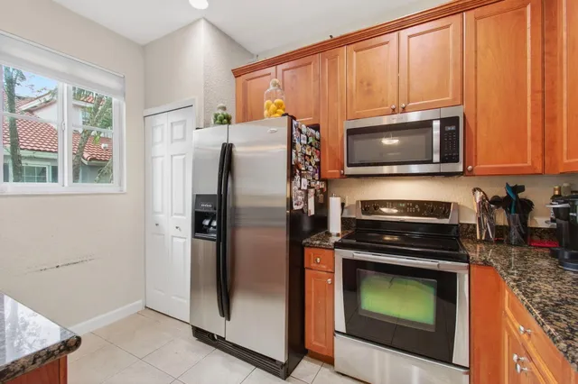 $2,900 | 321 Bayfront Drive, Boynton Beach, FL 33435