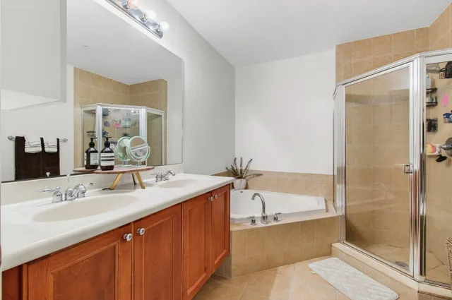 $2,900 | 321 Bayfront Drive, Boynton Beach, FL 33435