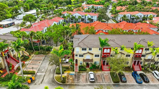 $2,900 | 321 Bayfront Drive, Boynton Beach, FL 33435