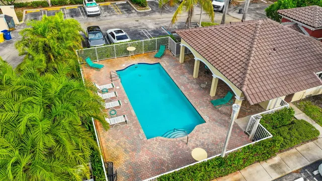 $2,900 | 321 Bayfront Drive, Boynton Beach, FL 33435