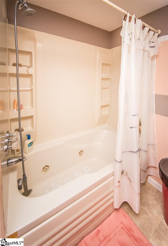 107 Falling Creek Road Spartanburg, SC 29301 - Photo 15 of 33 Gallery Image 15