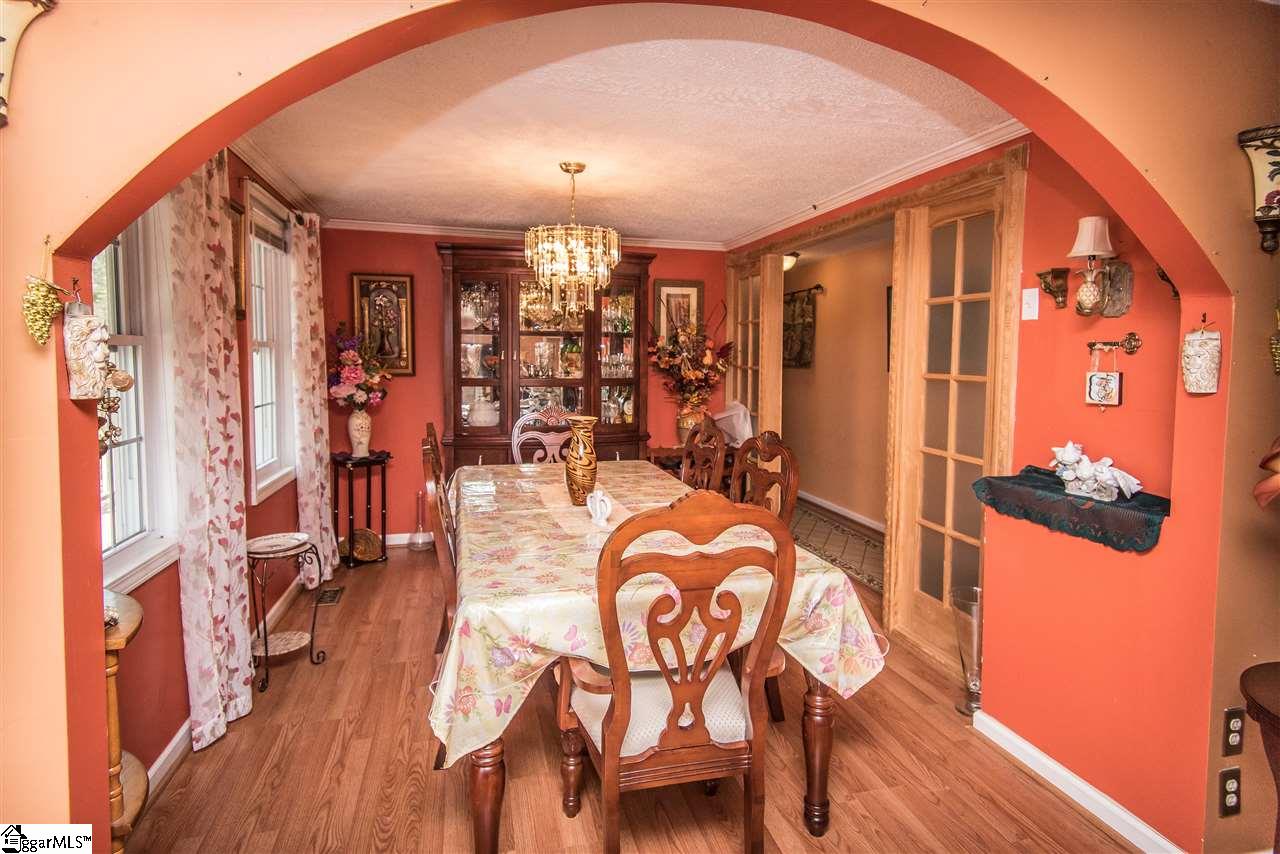 107 Falling Creek Road Spartanburg, SC 29301 - Photo 5 of 33 Gallery Image 5