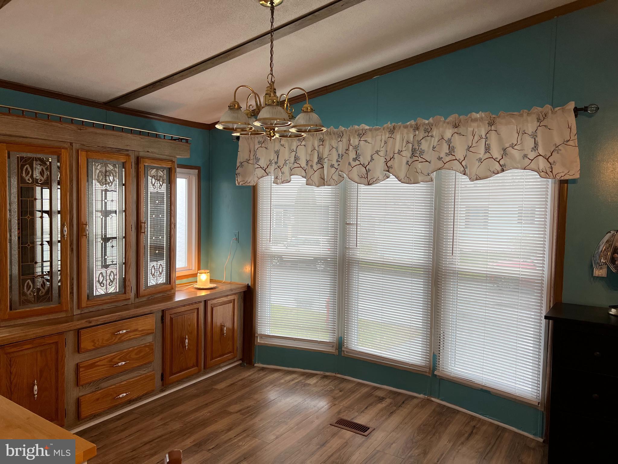 123 Rodeo Circle Middle River, MD 21220 - Photo 8 of 16 Dining