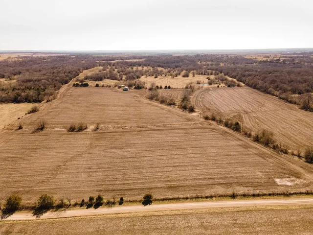 $480,000 | 12004 Northeast County Road 12004 N/a, Urich, MO 64788