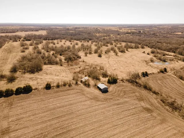 $480,000 | 12004 Northeast County Road 12004 N/a, Urich, MO 64788