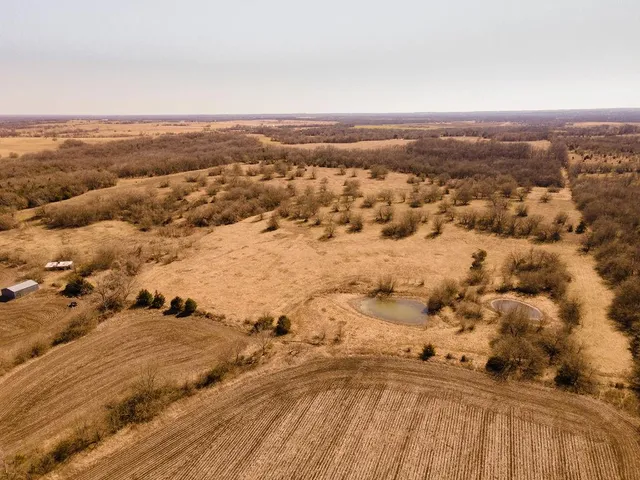 $480,000 | 12004 Northeast County Road 12004 N/a, Urich, MO 64788