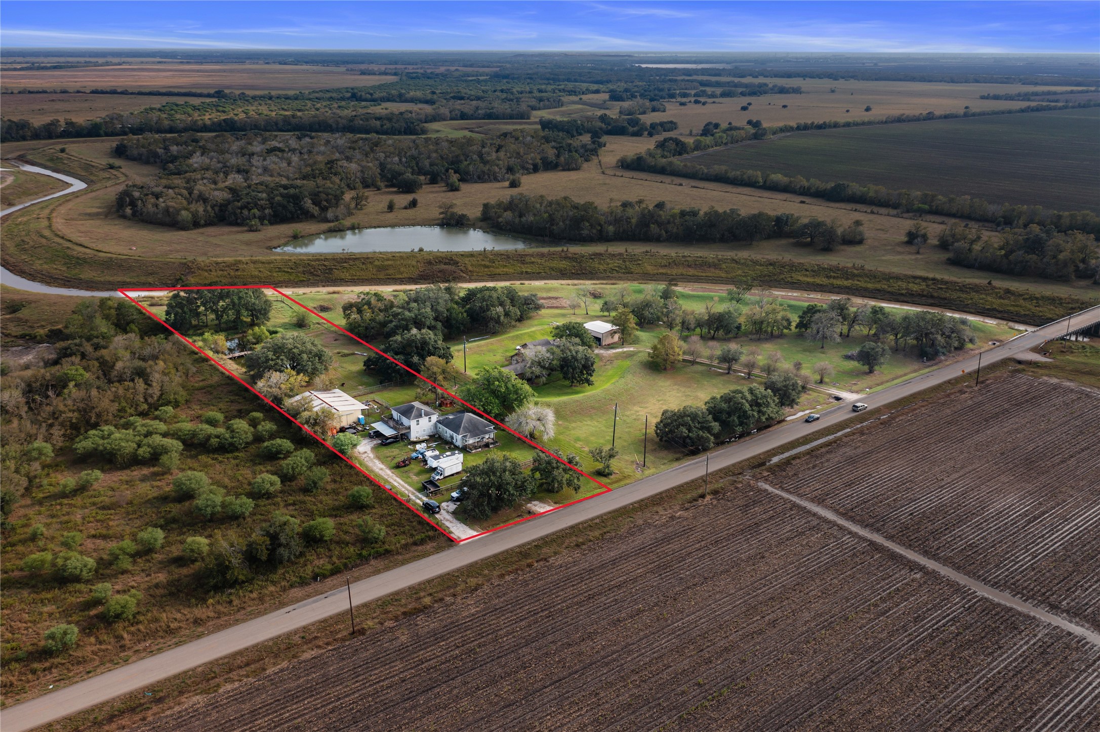 5619 Boothline Road Richmond, TX 77469 - Photo 6 of 30 a view of a balcony with an ocean view