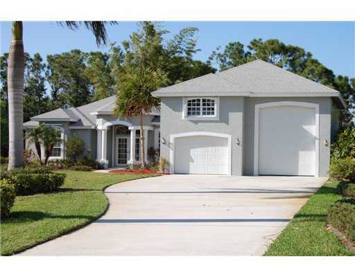 451 Southeast Pine Road Port St. Lucie, FL 34984 - Photo 1 of 22 Primary Photo