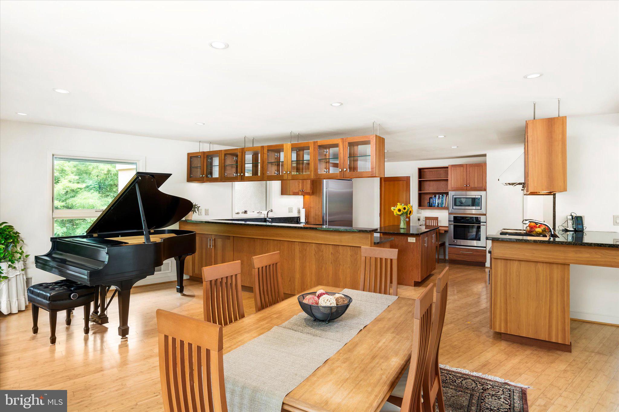 41 Lakeview Road Lambertville, NJ 08530 - Photo 13 of 43