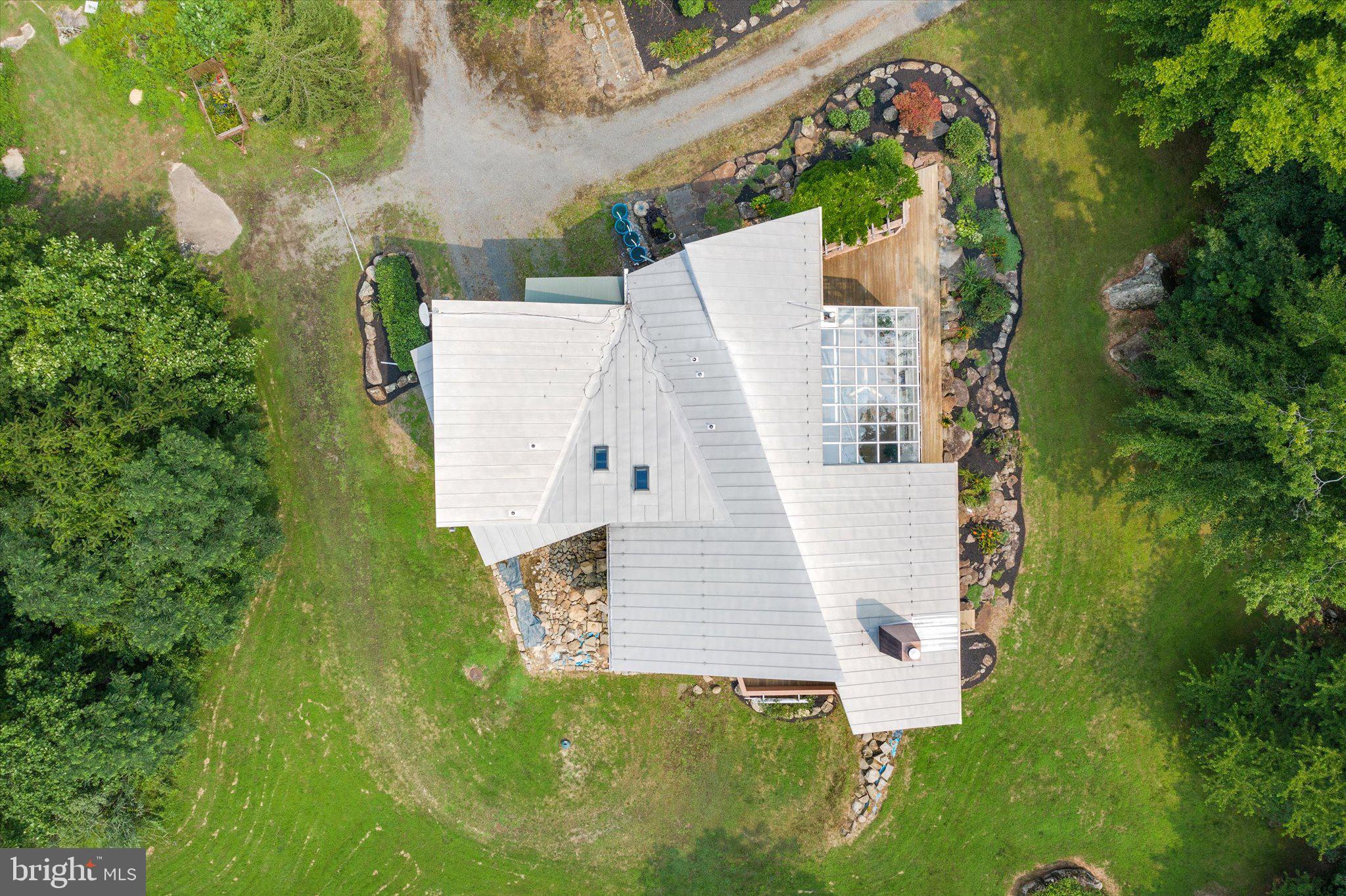 41 Lakeview Road Lambertville, NJ 08530 - Photo 2 of 43