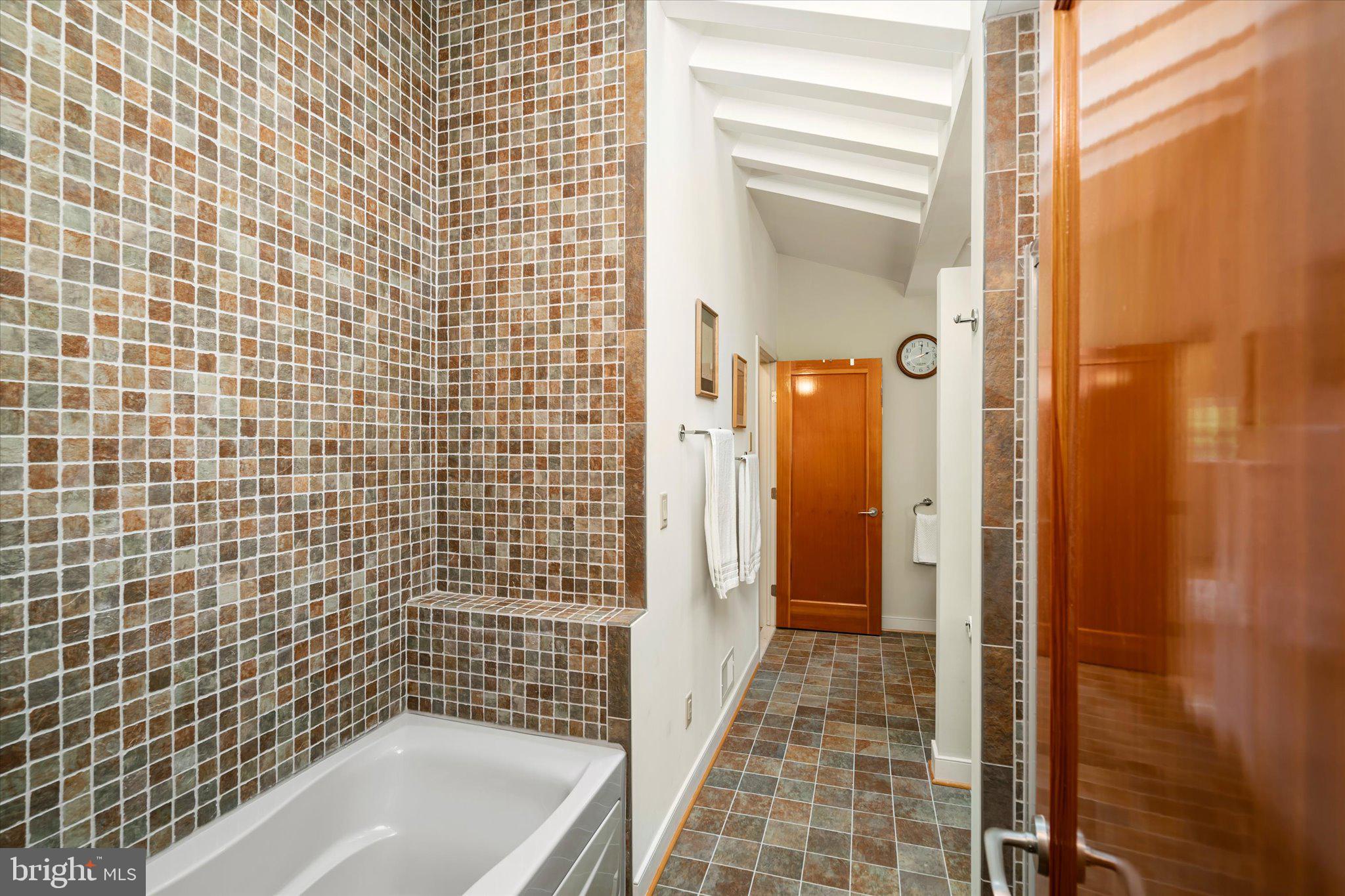 41 Lakeview Road Lambertville, NJ 08530 - Photo 29 of 43