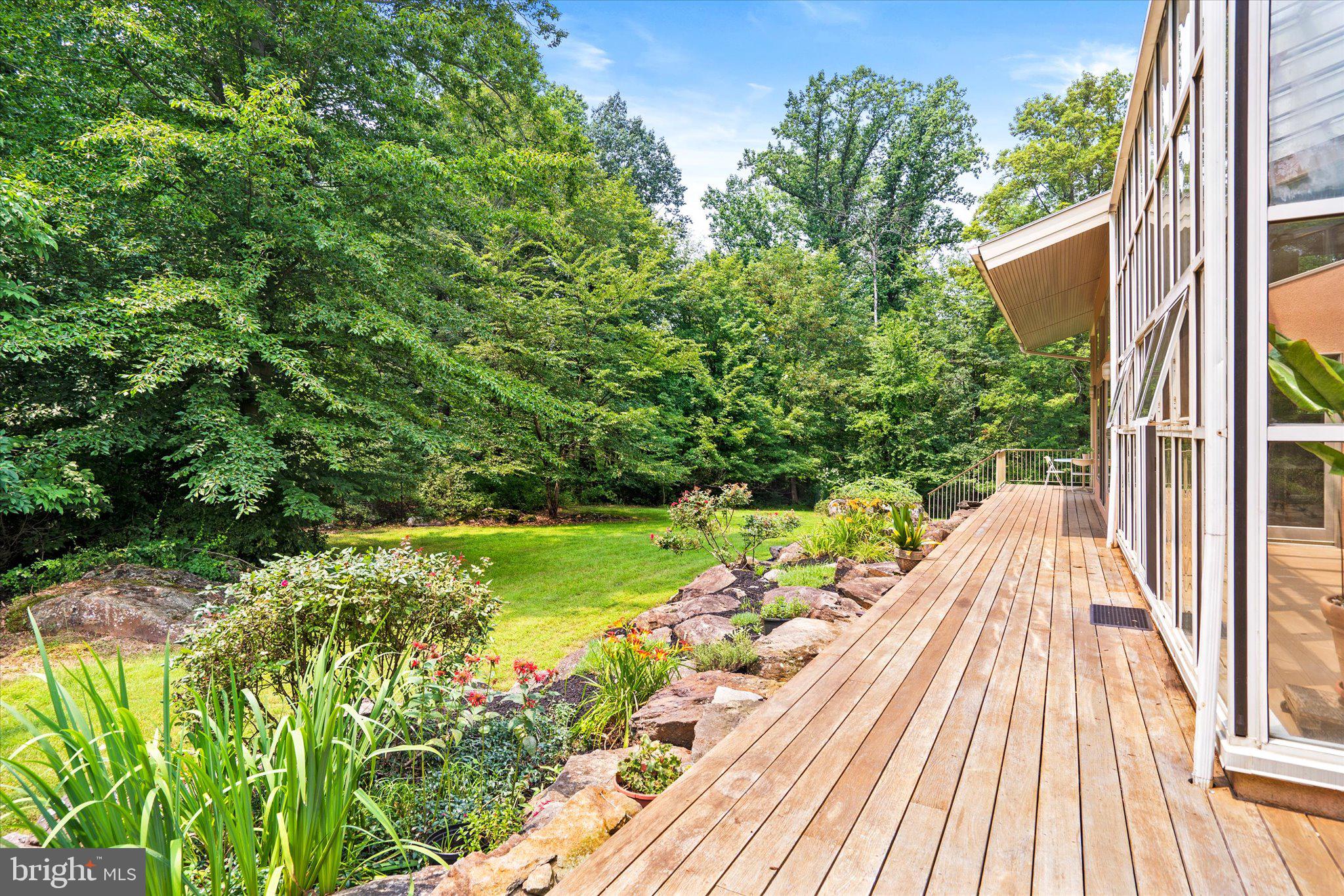 41 Lakeview Road Lambertville, NJ 08530 - Photo 5 of 43