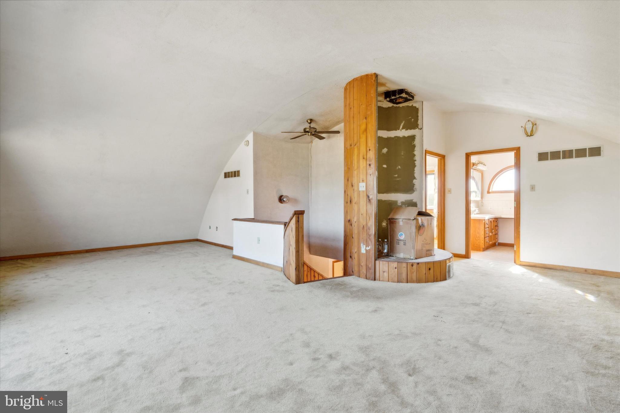 180 Grove Road Elverson, PA 19520 - Photo 20 of 31 2nd floor living room