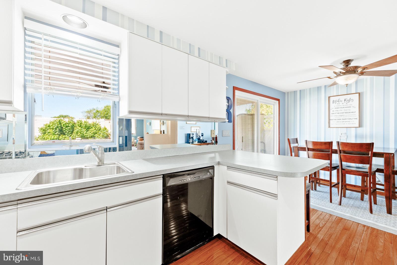 4408 Crossland Road Philadelphia, PA 19154 - Photo 11 of 36 Gallery Image 11
