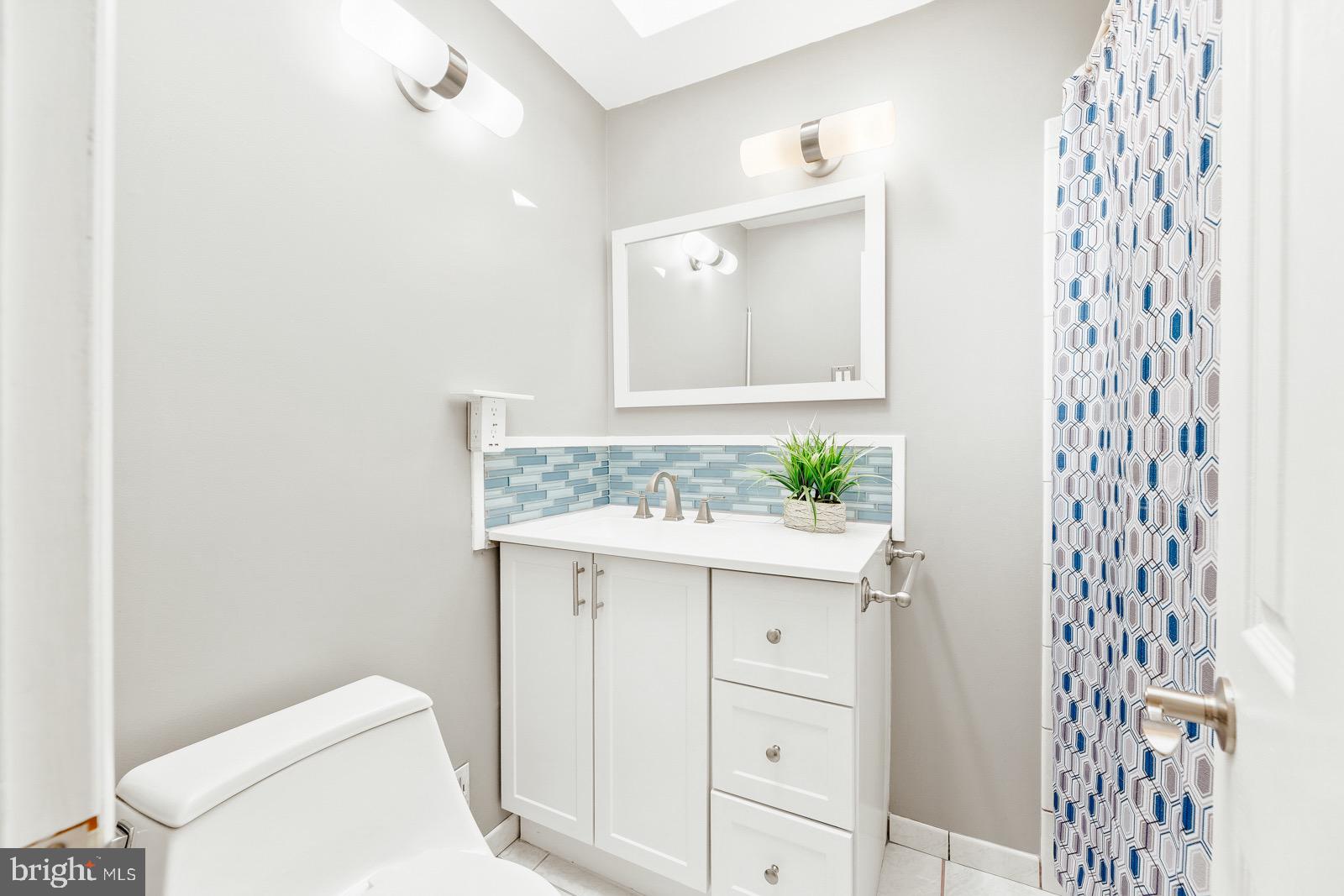 4408 Crossland Road Philadelphia, PA 19154 - Photo 25 of 36 Gallery Image 25